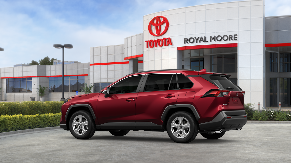 2025 Toyota RAV4 XLE