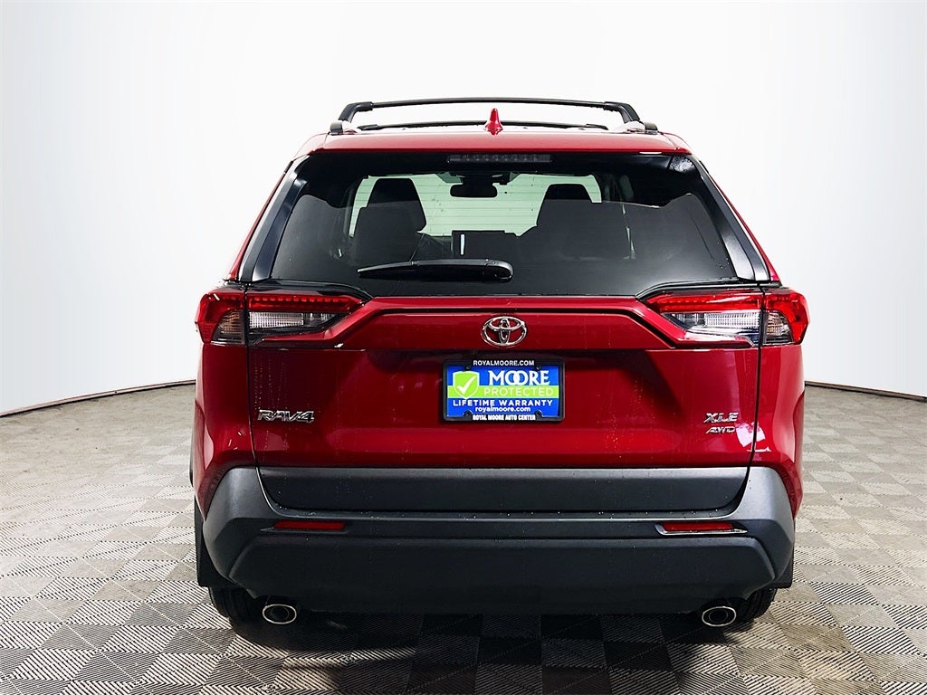 2025 Toyota RAV4 XLE