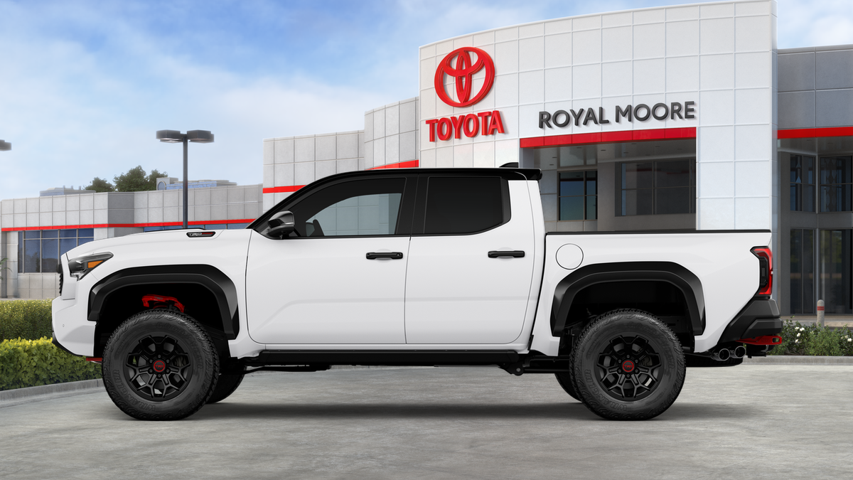 2026 Toyota Tacoma i-FORCE MAX TRD Pro