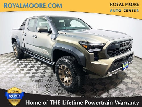 2026 Toyota Tacoma i-FORCE MAX Trailhunter