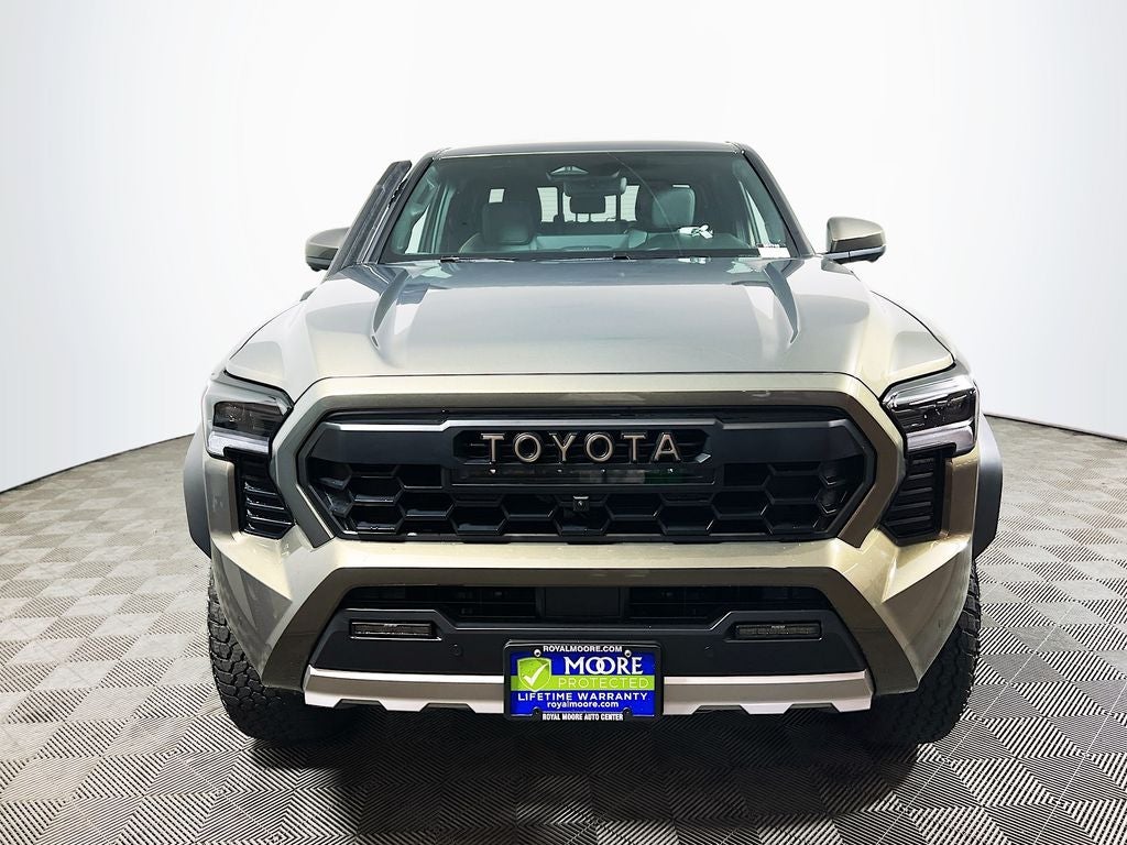 2026 Toyota Tacoma i-FORCE MAX Trailhunter
