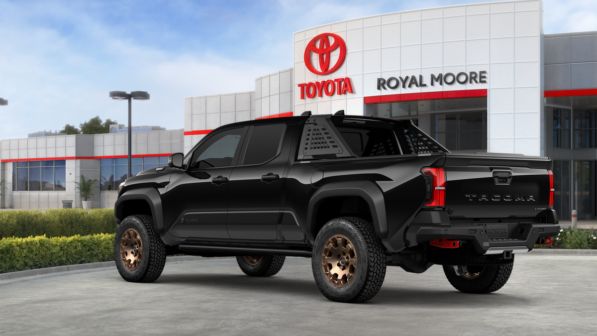 2026 Toyota Tacoma i-FORCE MAX Trailhunter