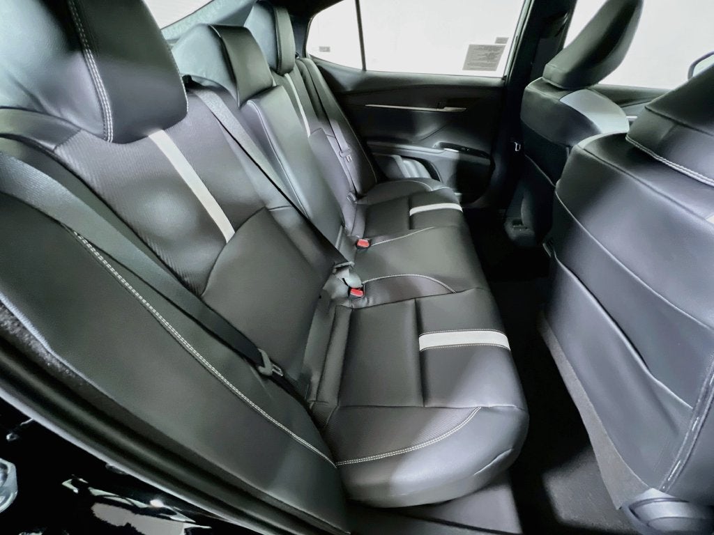 2026 Toyota Camry SE Nightshade S