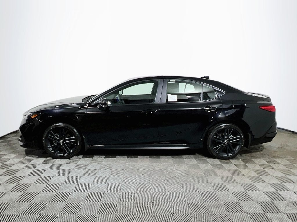 2026 Toyota Camry SE Nightshade S