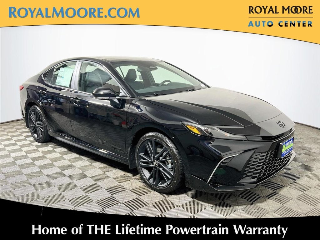 2026 Toyota Camry SE Nightshade S