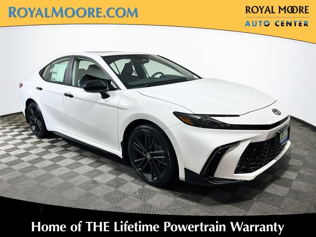 2026 Toyota Camry SE Nightshade S
