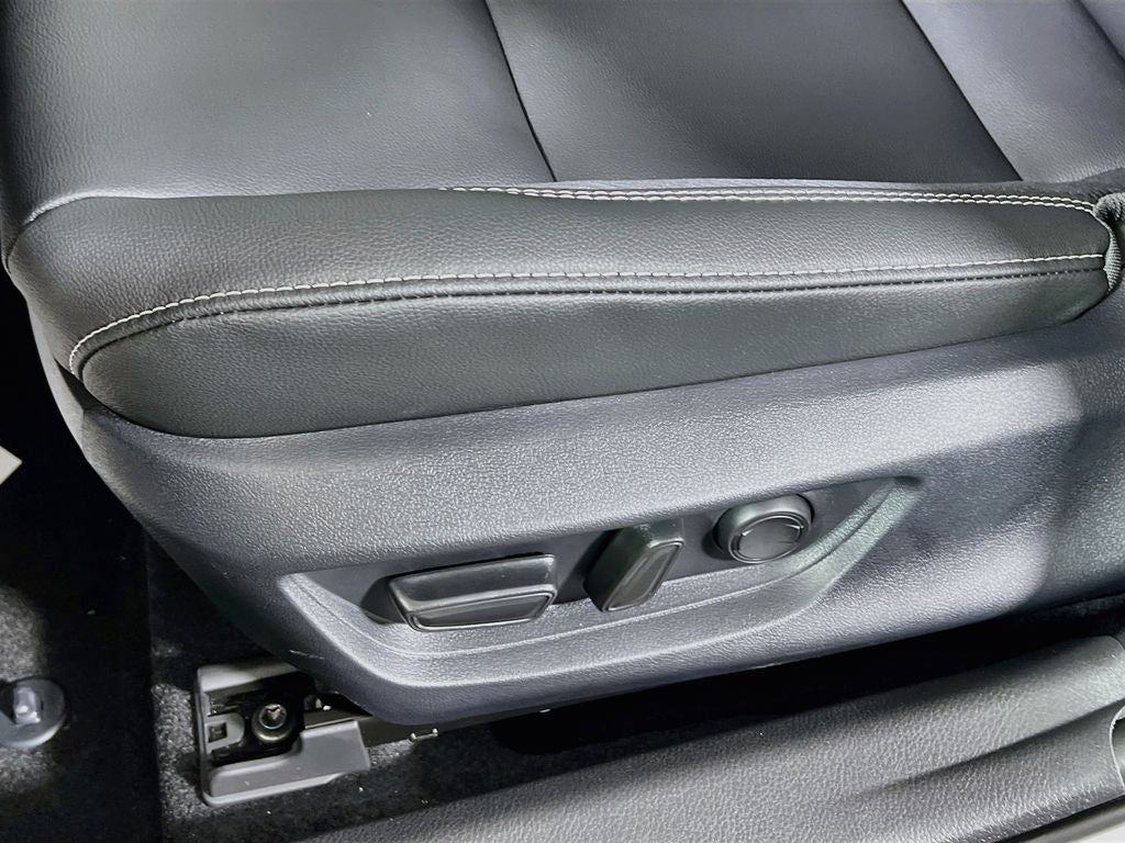 2026 Toyota Camry SE Nightshade S
