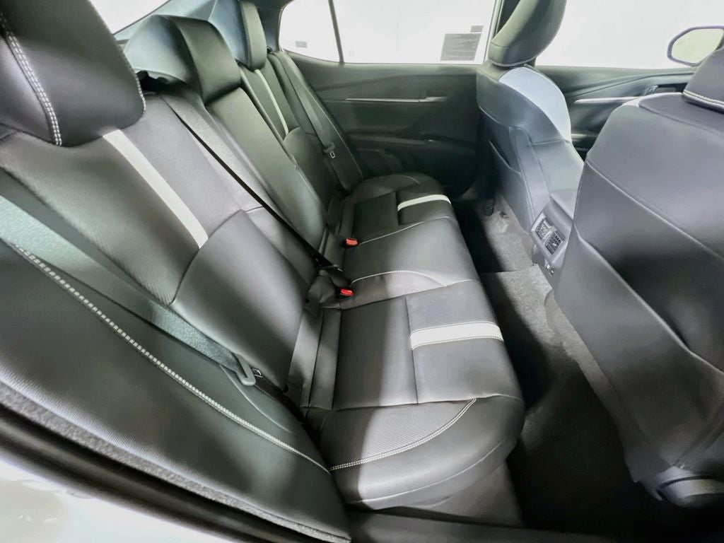 2026 Toyota Camry SE Nightshade S