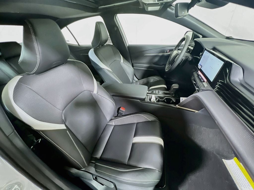 2026 Toyota Camry SE Nightshade S