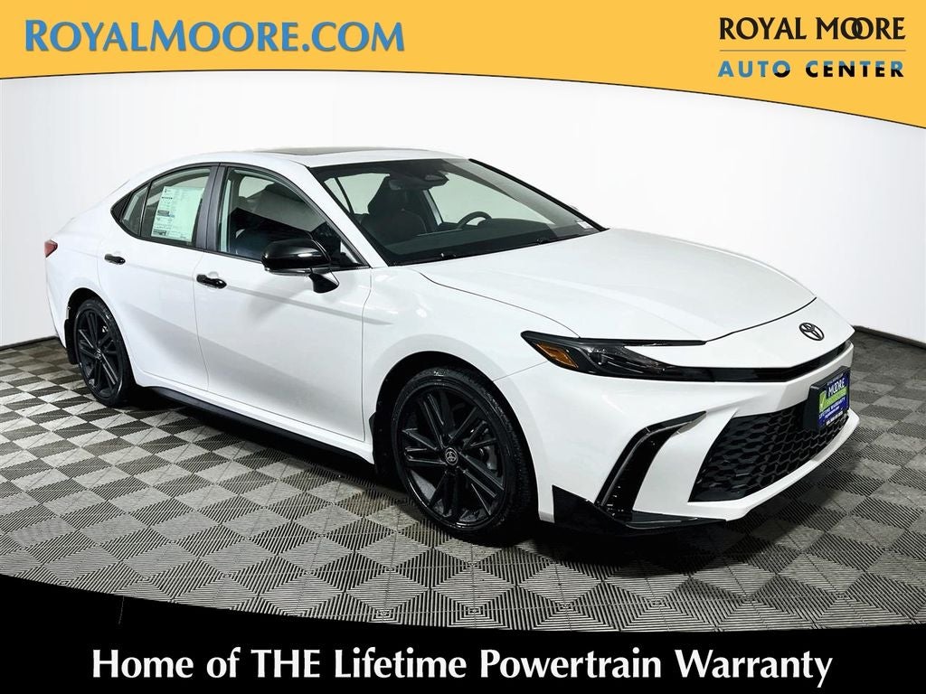 2026 Toyota Camry SE Nightshade S