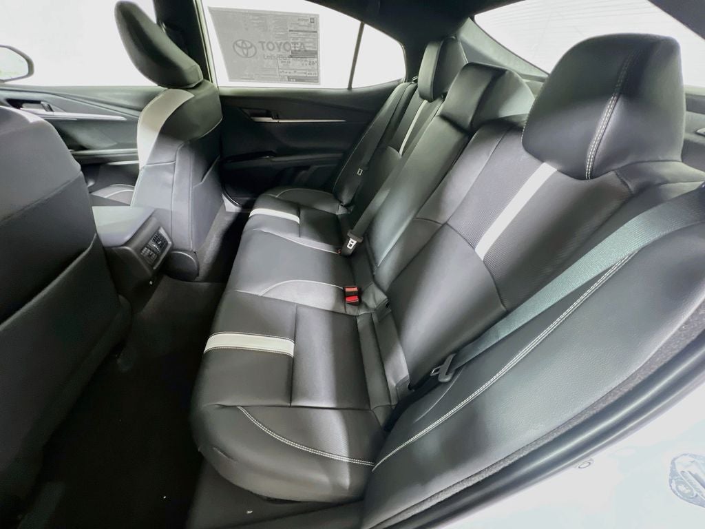2026 Toyota Camry SE Nightshade S