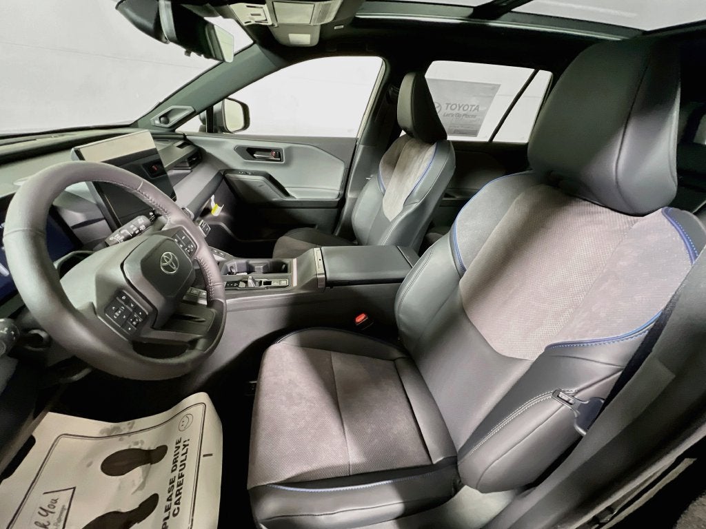 2026 Toyota RAV4 XSE S