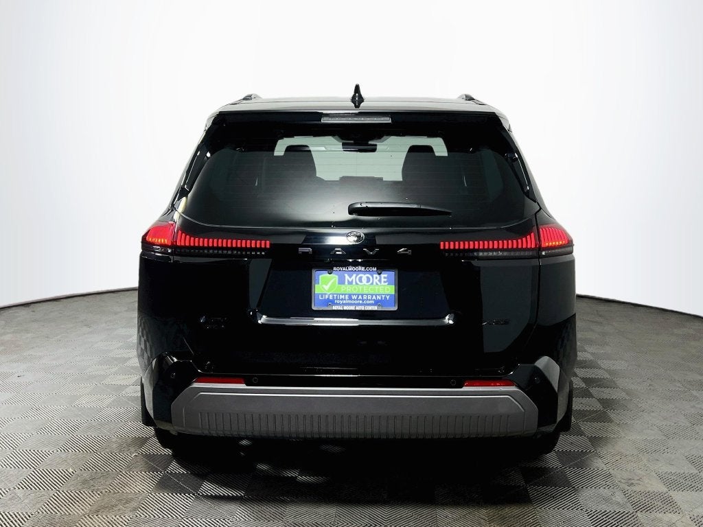2026 Toyota RAV4 XSE S
