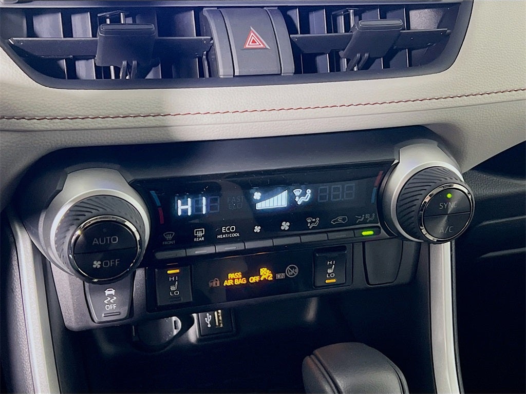 2025 Toyota RAV4 Hybrid Hybrid XLE