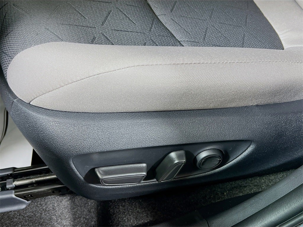 2025 Toyota RAV4 Hybrid XLE S