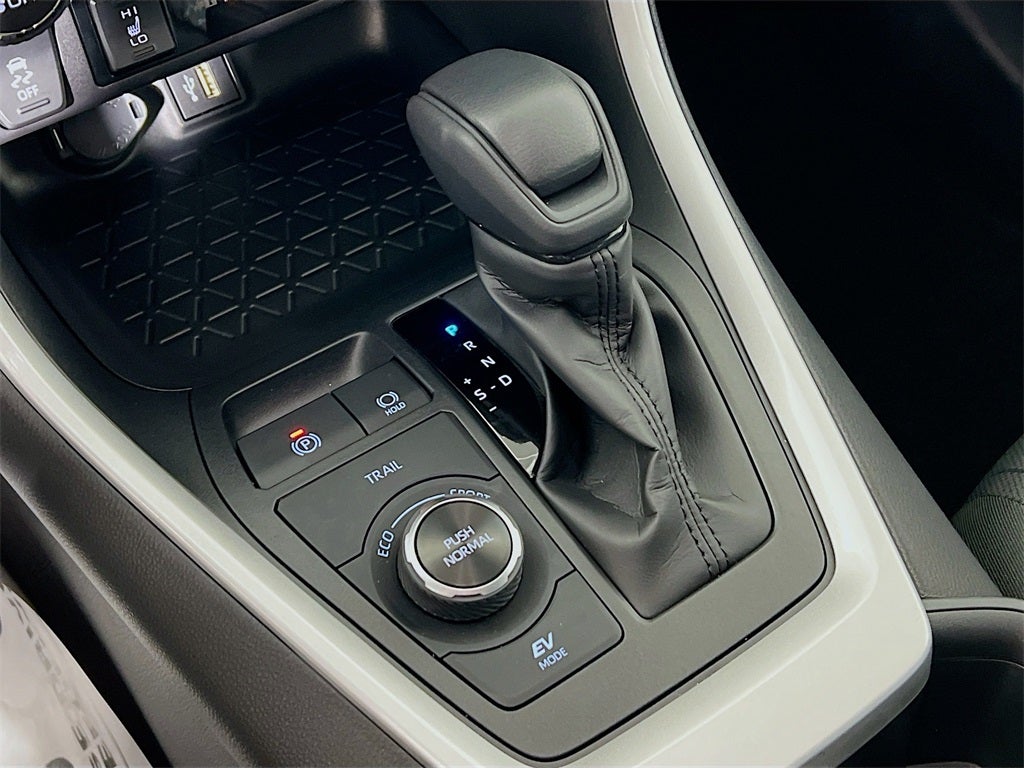 2025 Toyota RAV4 Hybrid Hybrid XLE