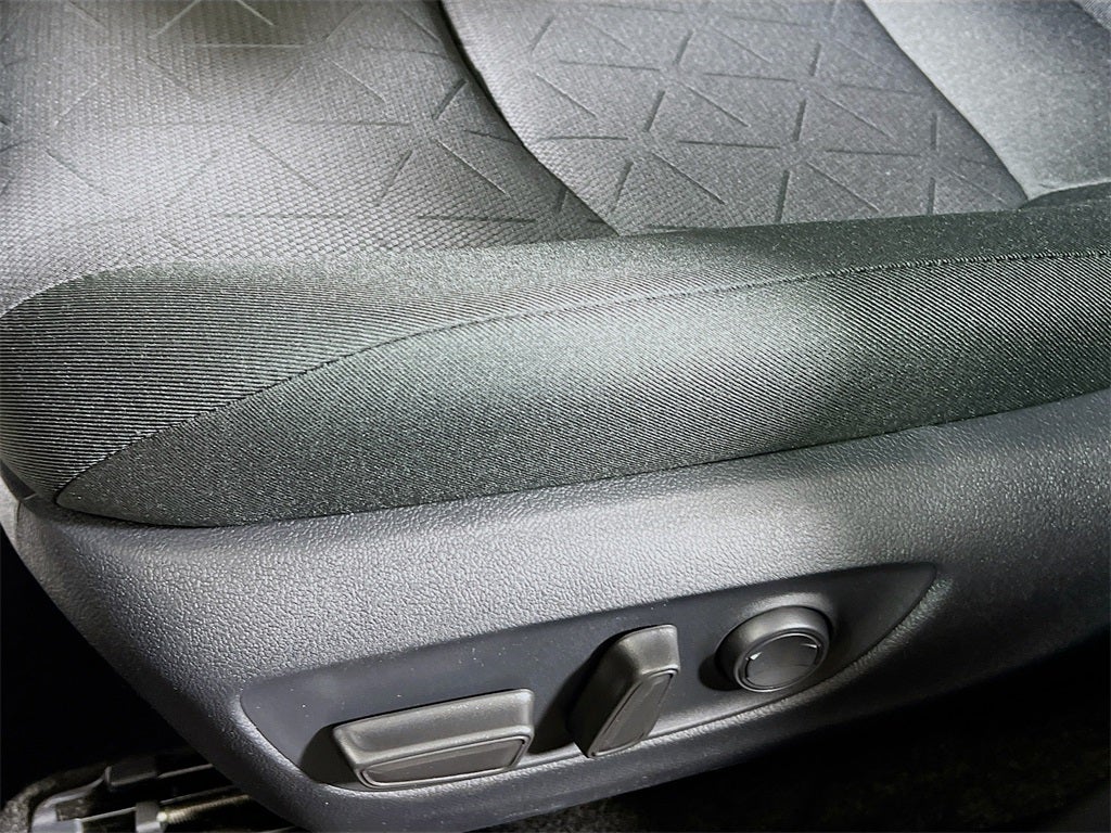 2025 Toyota RAV4 Hybrid Hybrid XLE