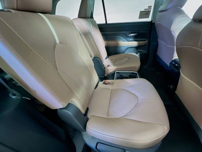 2026 Toyota Grand Highlander Platinum