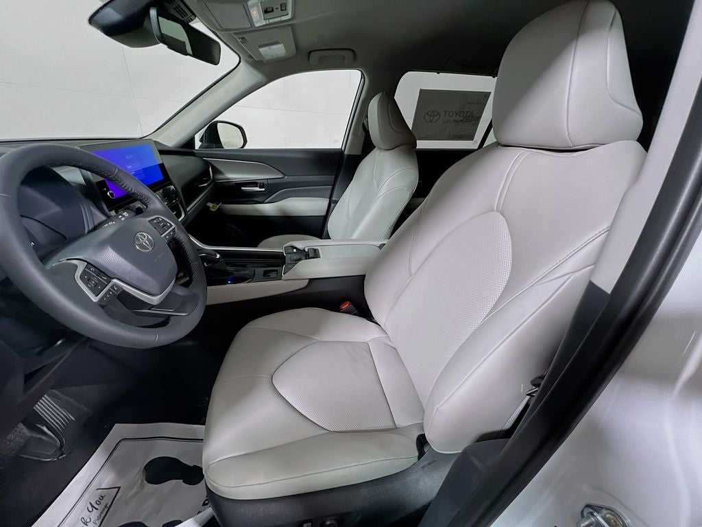 2026 Toyota Grand Highlander Hybrid XLE S