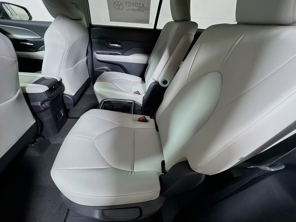 2026 Toyota Grand Highlander Hybrid Hybrid XLE