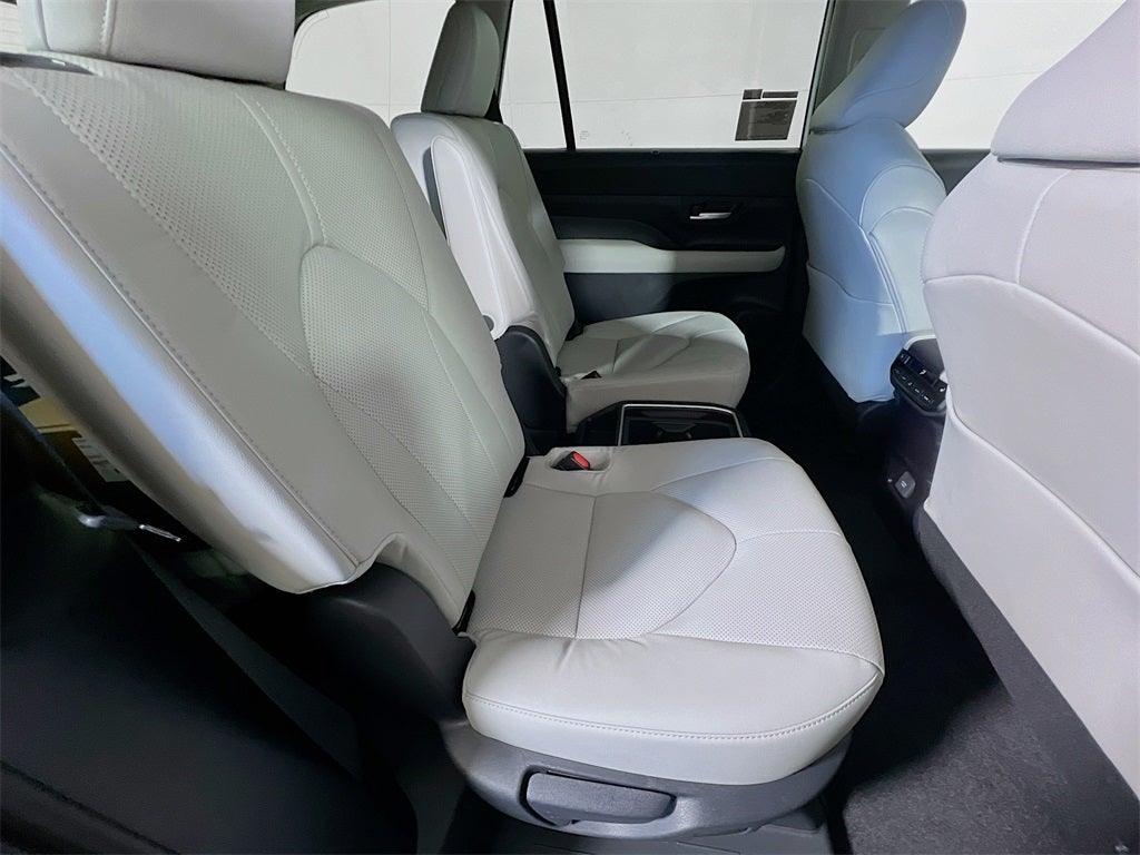 2026 Toyota Grand Highlander Hybrid Hybrid Limited