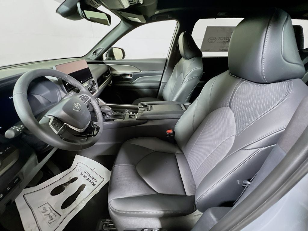 2026 Toyota Grand Highlander Hybrid Nightshade Edition S