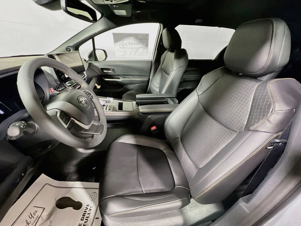 2026 Toyota Sienna Woodland Edition S