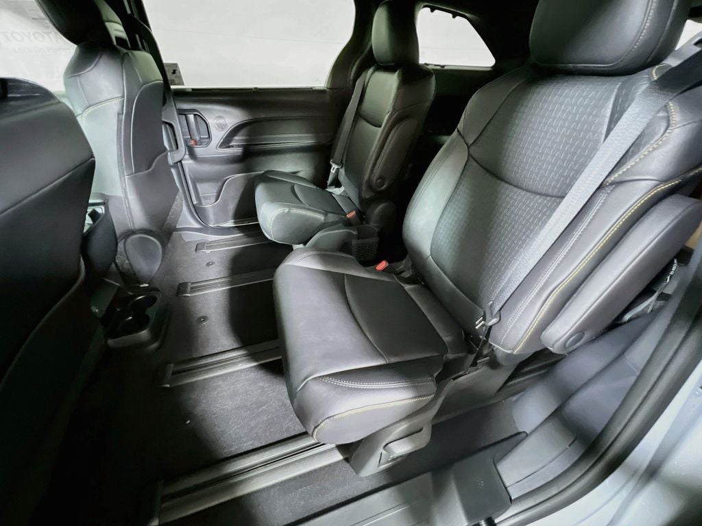 2026 Toyota Sienna Woodland Edition S