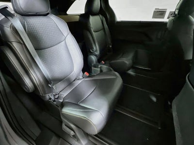 2026 Toyota Sienna Woodland Edition S