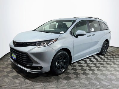 2026 Toyota Sienna Woodland Edition S