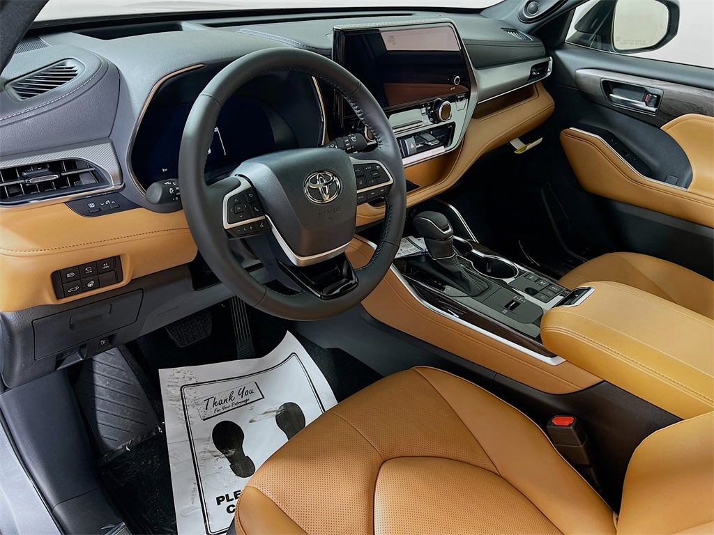 2026 Toyota Highlander Hybrid Hybrid Platinum