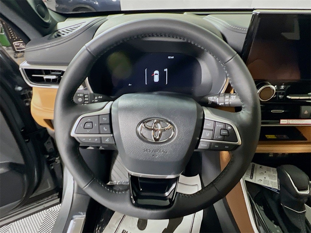 2026 Toyota Highlander Hybrid Hybrid Platinum