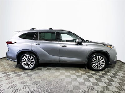2026 Toyota Highlander Hybrid Hybrid Platinum
