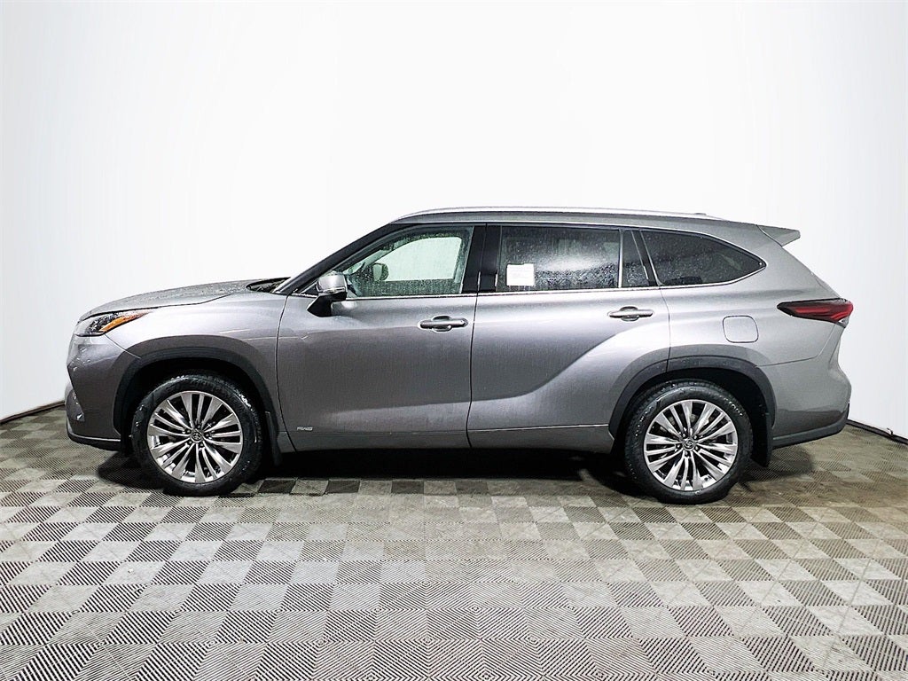 2026 Toyota Highlander Hybrid Platinum D