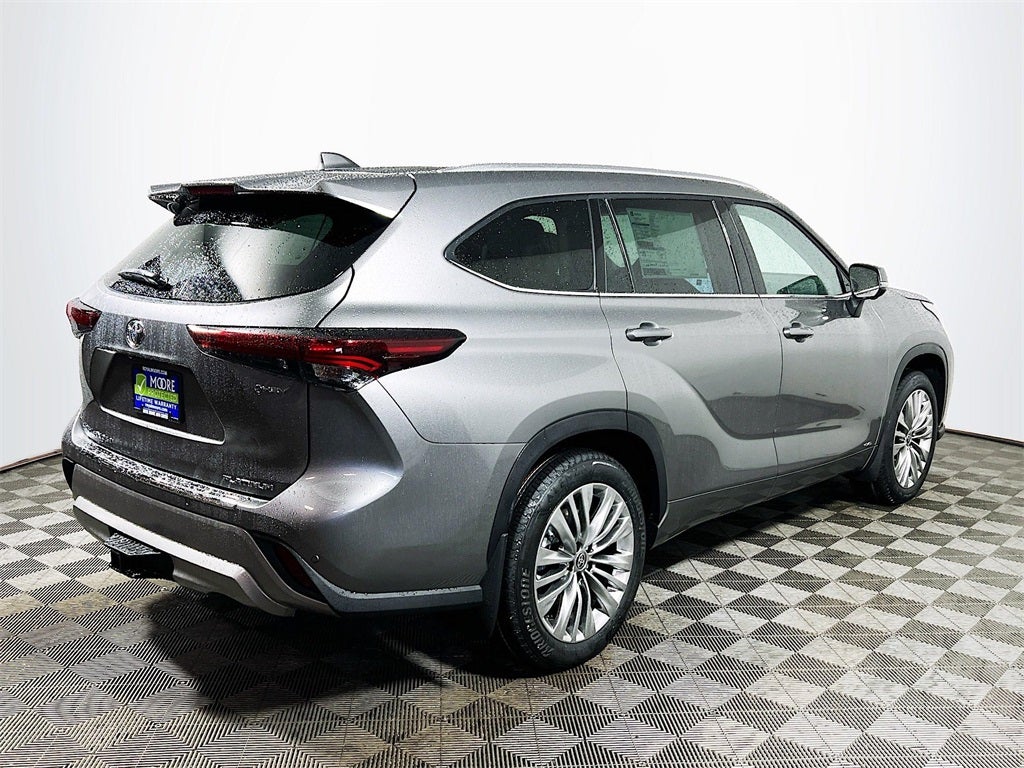 2026 Toyota Highlander Hybrid Platinum D