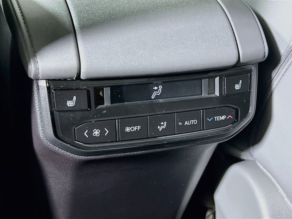 2026 Toyota Highlander Hybrid Hybrid Platinum