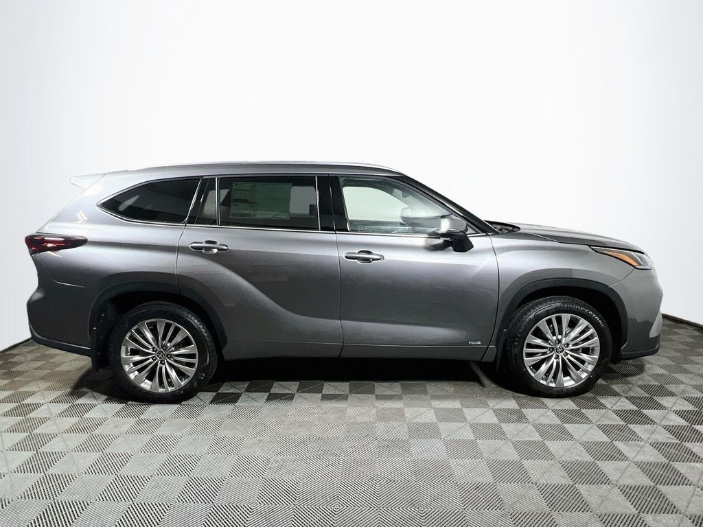 2026 Toyota Highlander Hybrid Hybrid Platinum