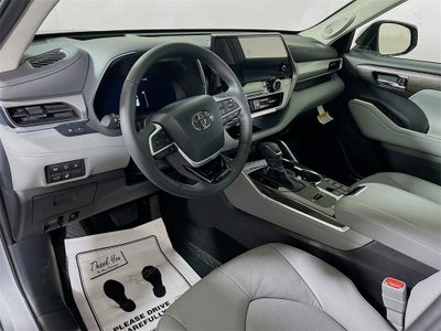 2026 Toyota Highlander Hybrid Hybrid Platinum