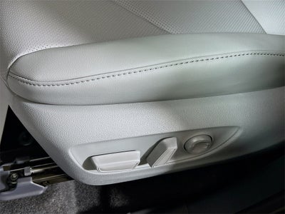 2026 Toyota Highlander Hybrid Hybrid Platinum