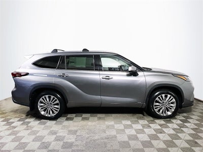 2026 Toyota Highlander Hybrid Hybrid Platinum