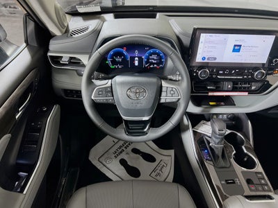 2026 Toyota Highlander Hybrid Platinum S