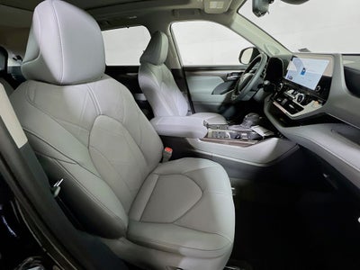 2026 Toyota Highlander Hybrid Platinum S