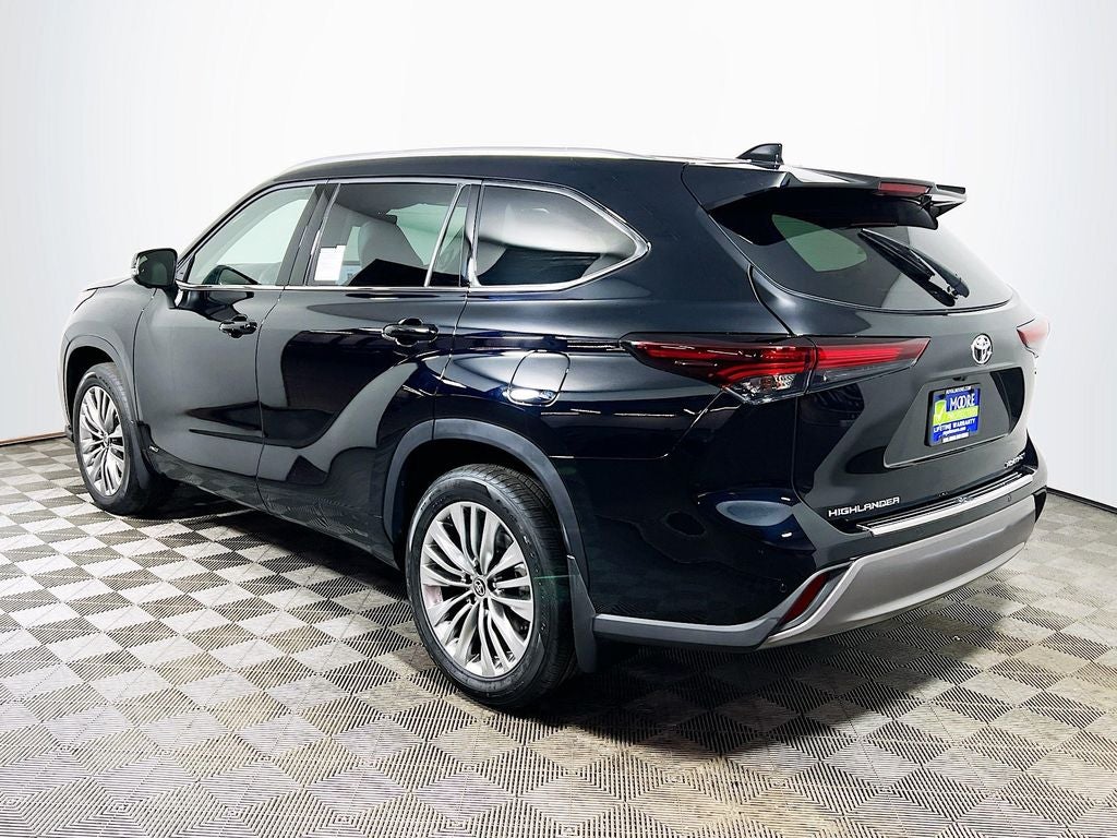 2026 Toyota Highlander Hybrid Platinum S