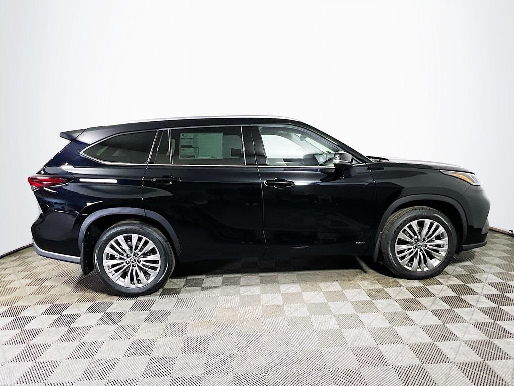 2026 Toyota Highlander Hybrid Platinum S