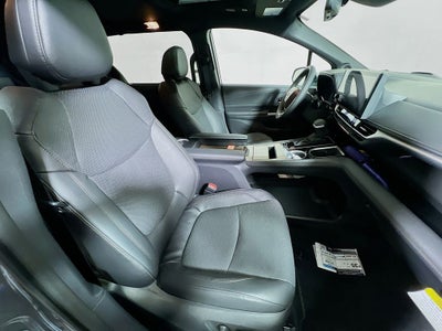 2026 Toyota Sienna Platinum
