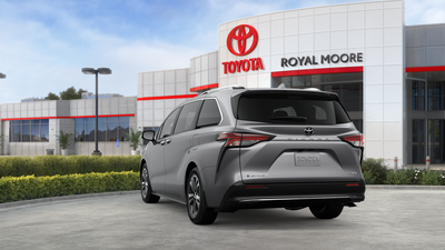 2026 Toyota Sienna Platinum