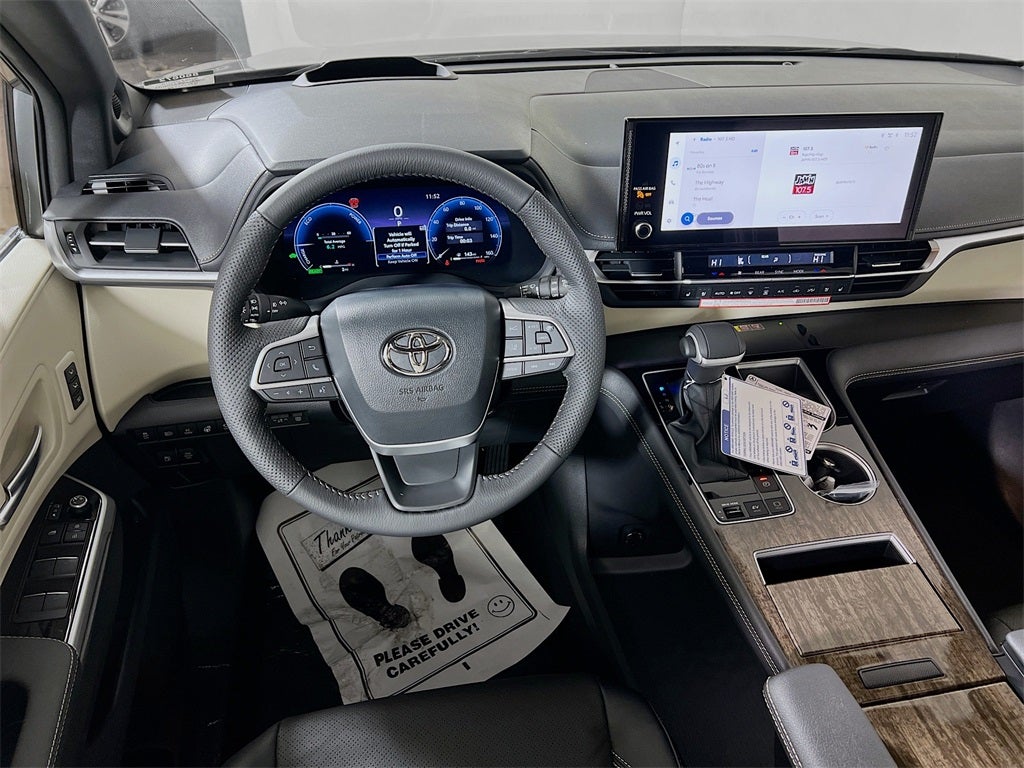 2026 Toyota Sienna Platinum