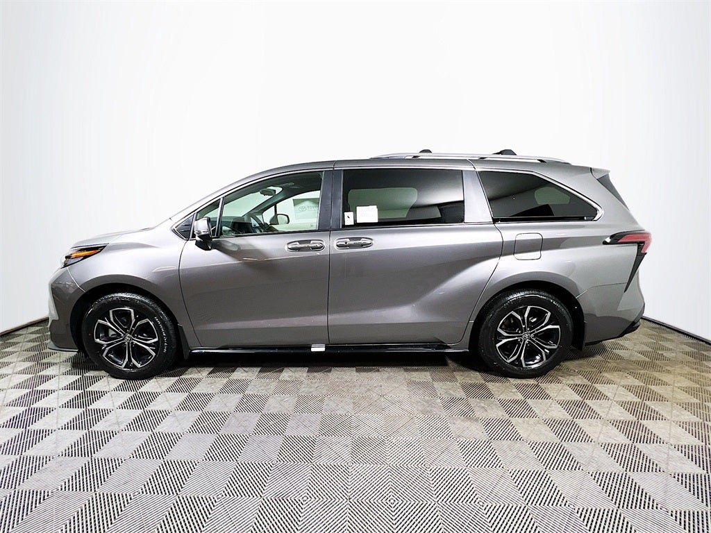 2026 Toyota Sienna Platinum