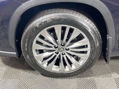 2026 Toyota Highlander Platinum