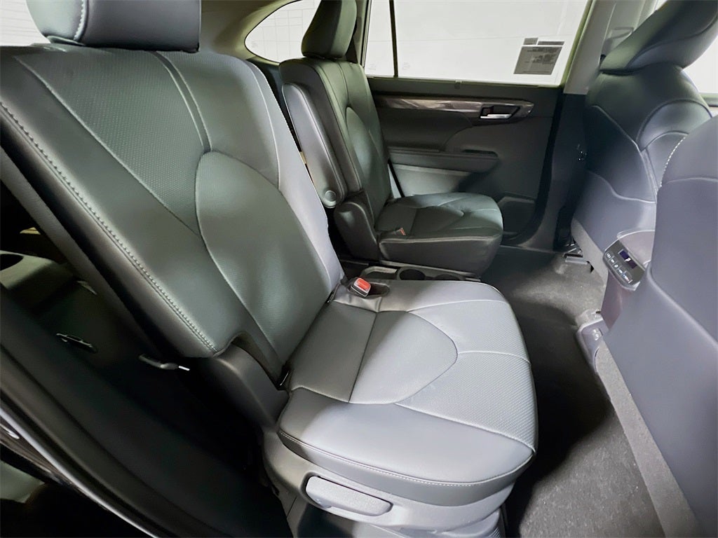 2026 Toyota Highlander Hybrid Hybrid Limited